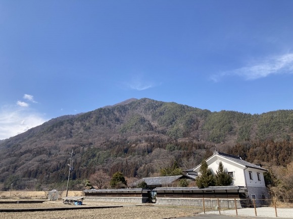 田舎のイメージ←ほのぼの、みんな顔見知りで優しい