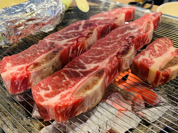 BBQの肉って男1人あたり何グラムくらいが目安？