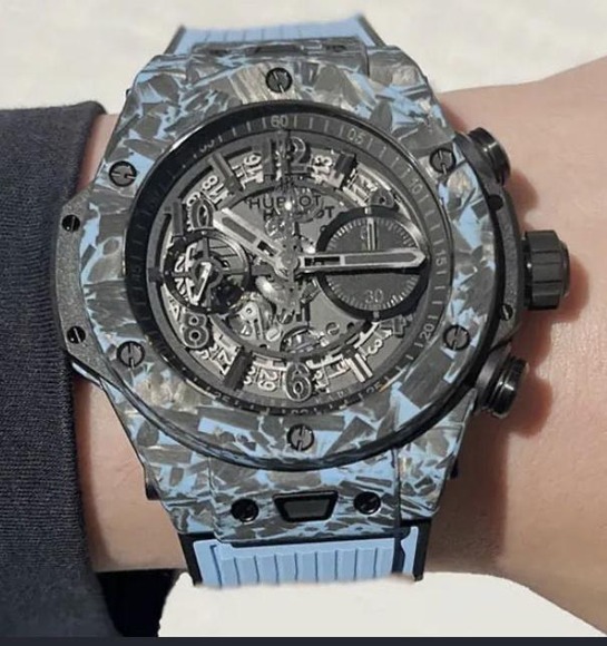 【画像】このG-SHOCKみたいな腕時計 344万円
