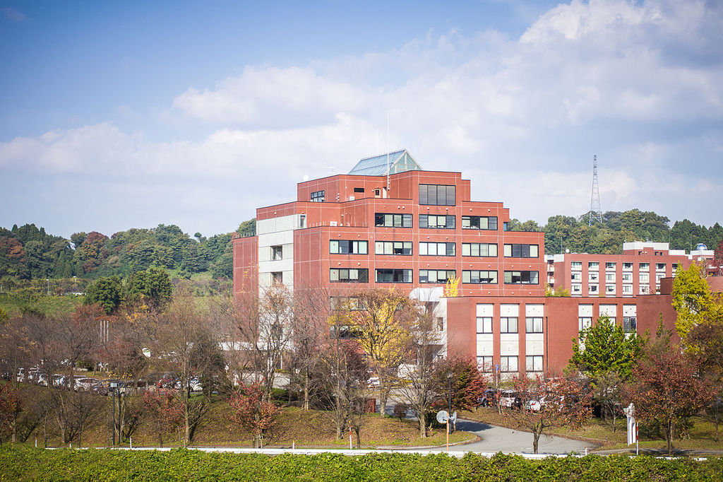 金沢大学