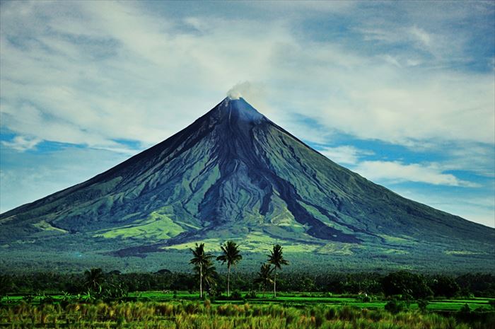 ウラウン山