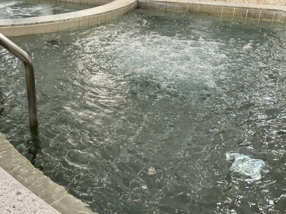 地元の銭湯が「刺青入ってる人でもお断りしませんご利用ください」とやってるんやけど