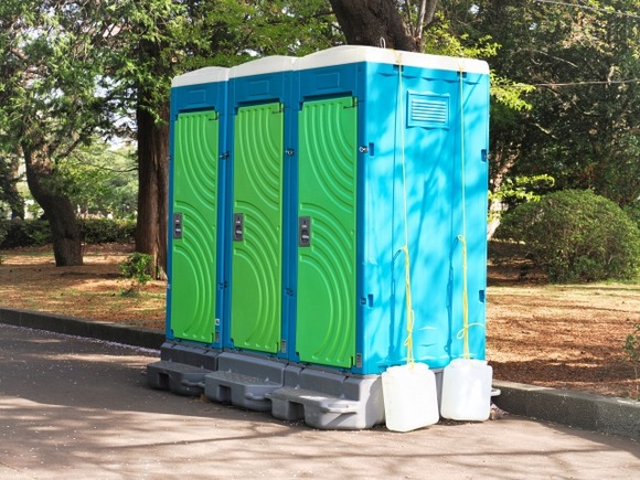 工場現場の簡易トイレを無断で使用して糞してたおばさんにガチ説教