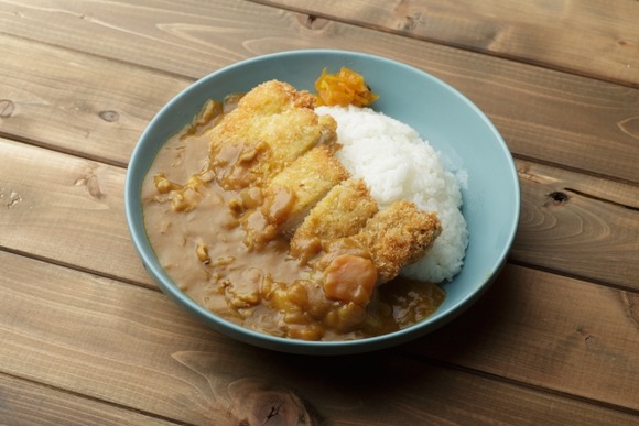 ダイソーで売ってる「いなばの缶カレー」が別のになってた・・・