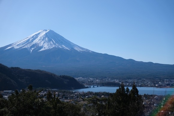 山梨が東京の隣りにあるのにド田舎な理由