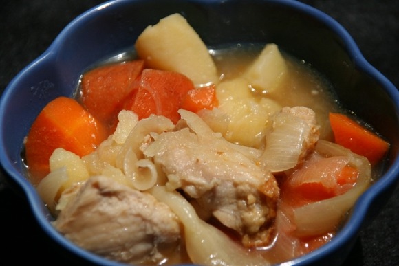 【画像】休日のウキウキな朝食、焼ける────。