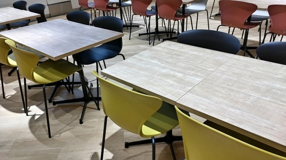 独身が一人で行ったら死ぬ場所「休日の遊具のある公園」「BBQ場」