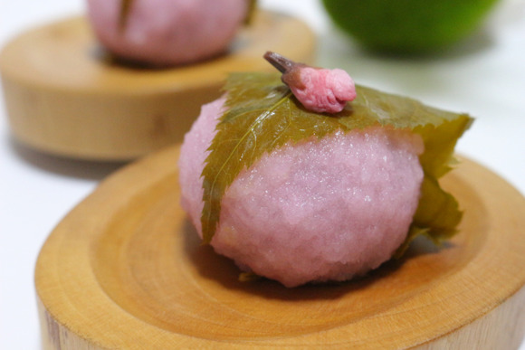 ニュー速民は桜餅の葉を食う？