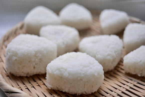 【悲報】旅館が善意で被災者を無料で受け入れた結果・・・