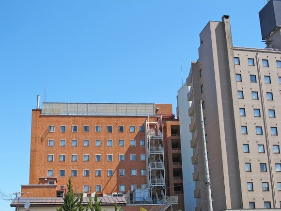 【速報】ワイ出張民、ビジホで優雅に朝食