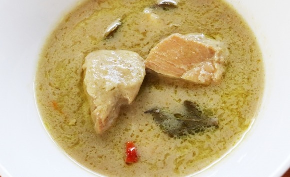 いなばのタイカレーを初めてたべました