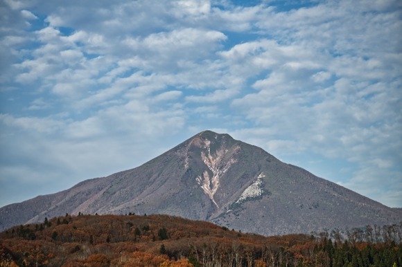 日本一美しい山＝富士山　じゃあ二番目は？