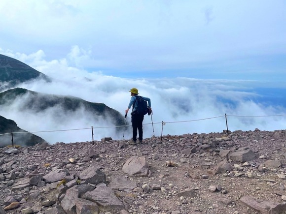 ヤマテンと旅行会社が組んで天候に応じて予約キャンセル料が無料になるサービスとかやればいいのに