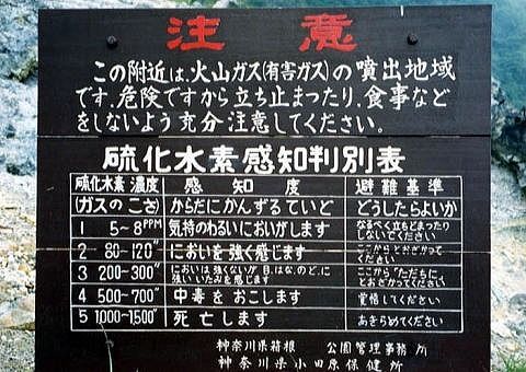 00