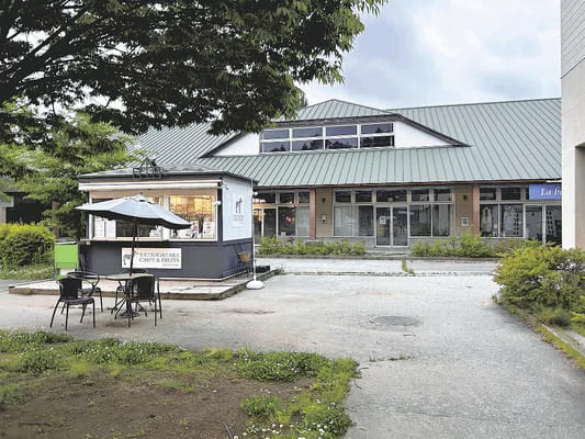 【悲報】「八ヶ岳リゾートアウトレット」運営会社が自己破産