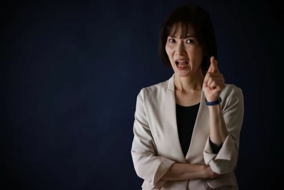 【????】「炎上から2日後に営業休止…」“タメ口”宿泊拒否宣言の青森県十和田市にある旅館オーナーが語った「発言の真意」