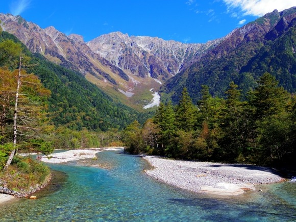 色々限界だから一人で小旅行しようと思うんだけど皆の住んでる都道府県のおすすめスポット教えて