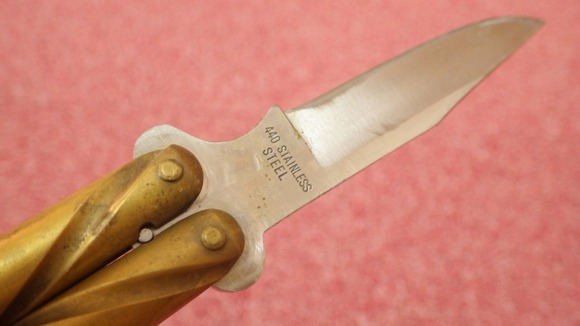 【画像】ワイのバタフライナイフ、かっこいい