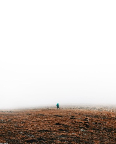 isaak-karslian-699363-unsplash