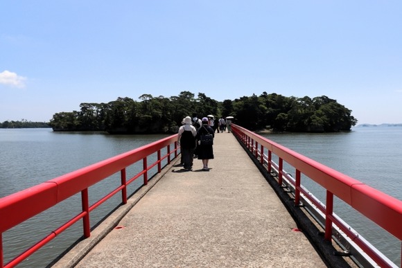 タイミーで旅行しながら日雇いで働くみたいな使い方ってできる？