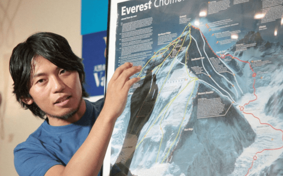 「ある種の“自殺行為”が美談に…」エベレストで滑落死した登山家・栗城史多さんがついた“悪意のないウソ”の正体 登山と嘘