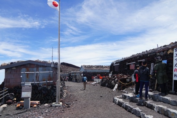 【富士山】山頂付近で料理してても大丈夫？