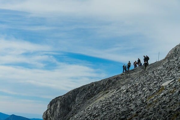 登山は保険に入ること必須にすべきじゃね？
