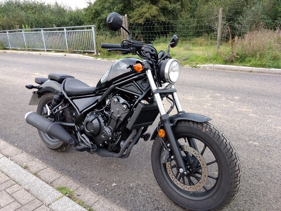 2880px-Honda_CMX500_Rebel_Portray (1)