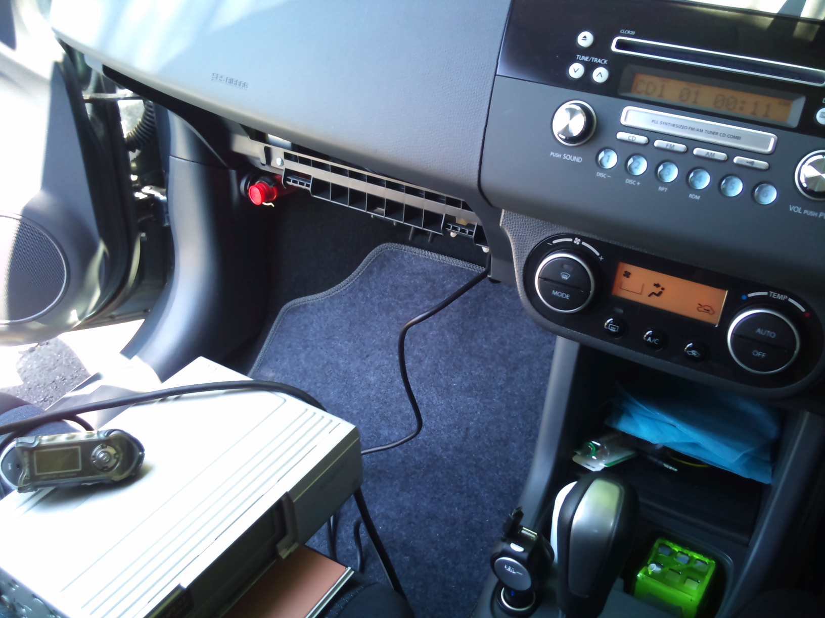 車のオーディオにaux入力を自作で追加 カニ爪フライの日々 車のオーディオにaux入力を自作で追加 カニ爪フライの日々