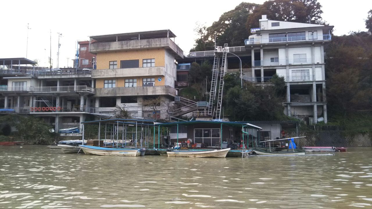 相模湖 10 19 土 相模湖の現状 ボート店編 教授 の釣り日記