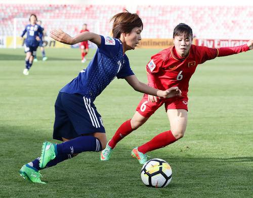 adidas 岩渕真奈選手 なでしこジャパン現行ユニフォーム