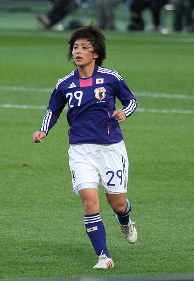 なでしこジャパン 岩渕真奈 ユニフォーム ワールドカップ 元なでしこ・岩渕真奈も歓喜！女子日本代表が新たに刻んだ