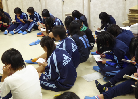00追手門学院高女子サッカー20151107徳島遠征-01 (2)