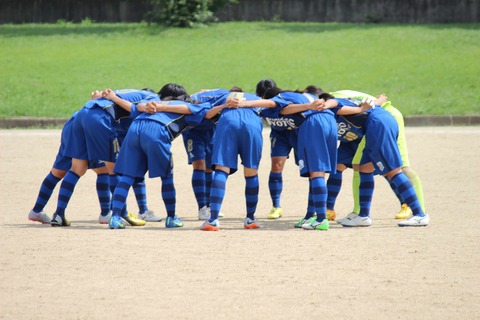 円陣 福岡工業大学附属城東高校サッカー部女子2015-05