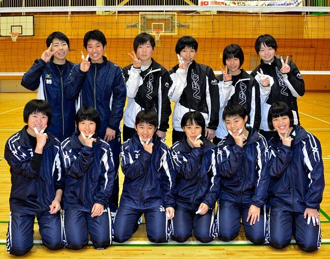 高校女子バレー部 トレーニングウェア : ジャージ&ユニフォーム女子 高校女子バレー部 トレーニングウェア : ジャージ&ユニフォーム女子