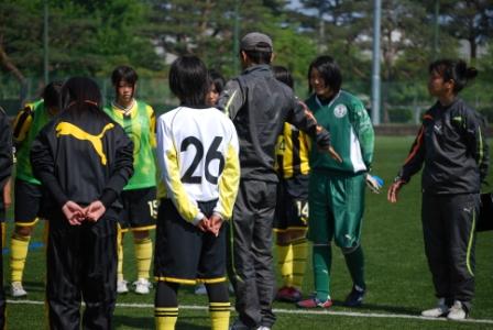 PUMA 前橋育英女子サッカー部 トレーニングウェア : ジャージ PUMA 前橋育英女子サッカー部 トレーニングウェア : ジャージ