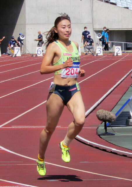 mizuno 女子陸上 市川華菜選手 : ジャージ＆ユニフォーム女子