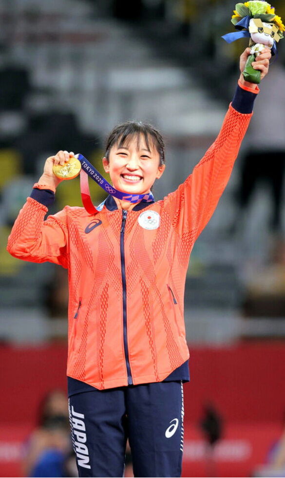 東京オリンピック 日本選手団ウェア : ジャージ＆ユニフォーム女子