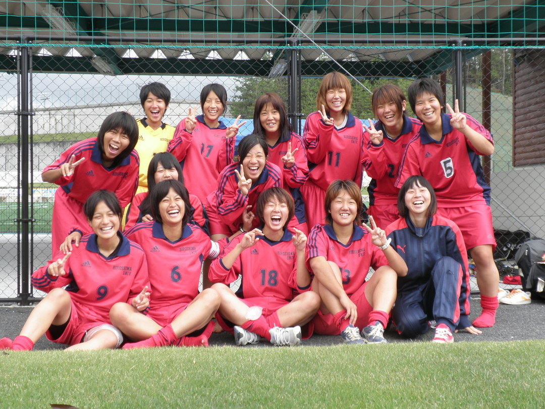 Puma 2シリーズ 広島大女子サッカー部 ジャージ ユニフォーム女子 Puma 2シリーズ 広島大女子サッカー部 ジャージ ユニフォーム女子