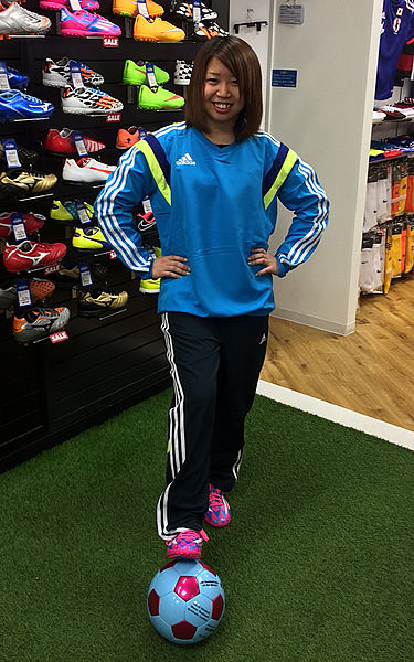 Adidas 14 17サッカートレーニングウェア ジャージ ユニフォーム女子