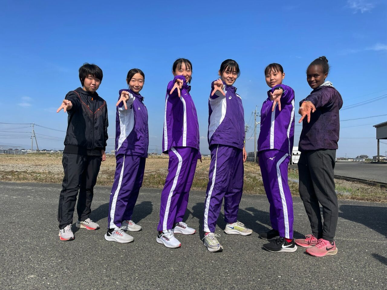 大分東明高校駅伝部(女子) : ジャージ&ユニフォーム女子 大分東明高校駅伝部(女子) : ジャージ&ユニフォーム女子