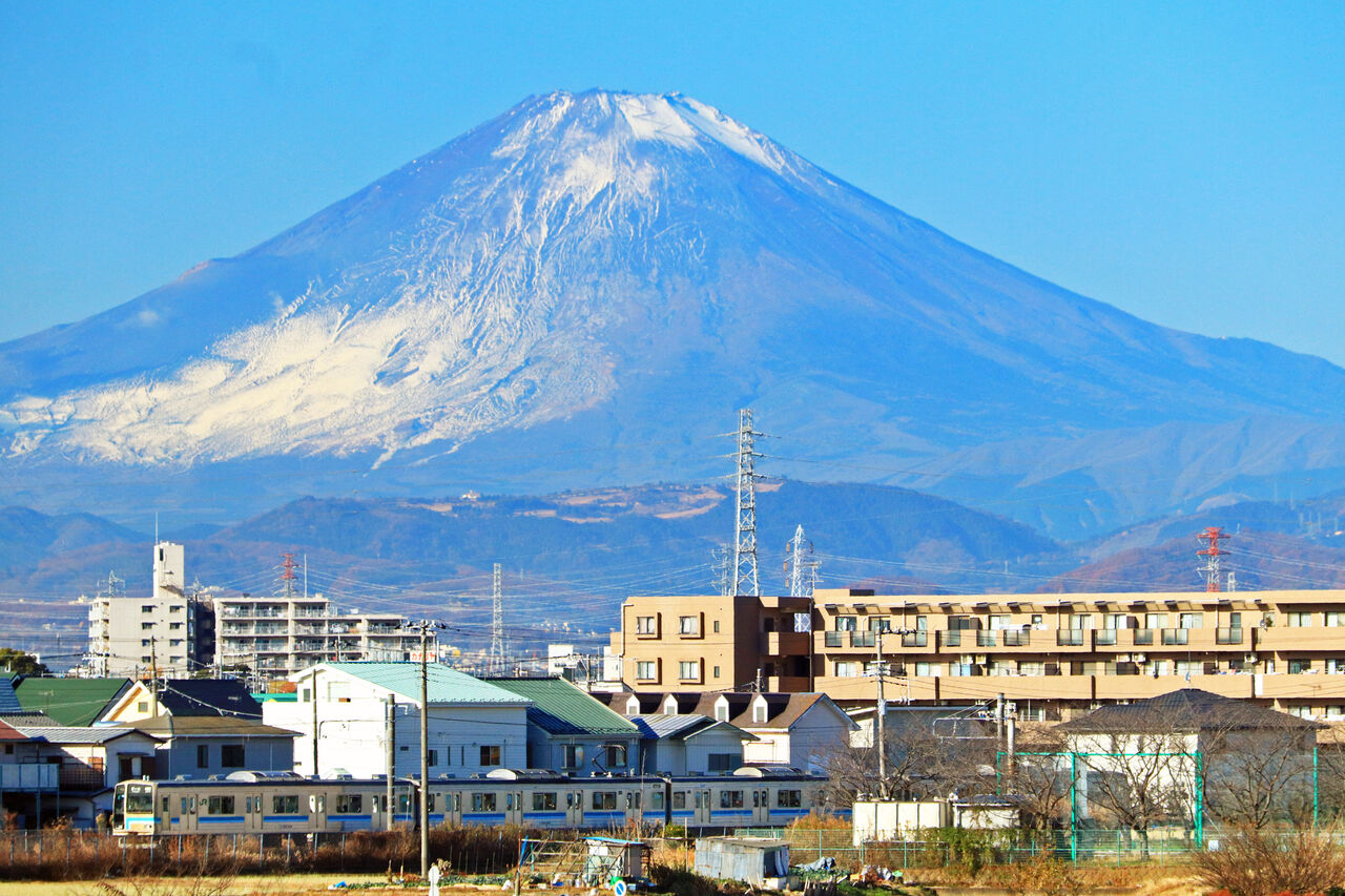 湘南地域で富士山とjrの列車を撮影する 快特京王稲田堤の日々の日記