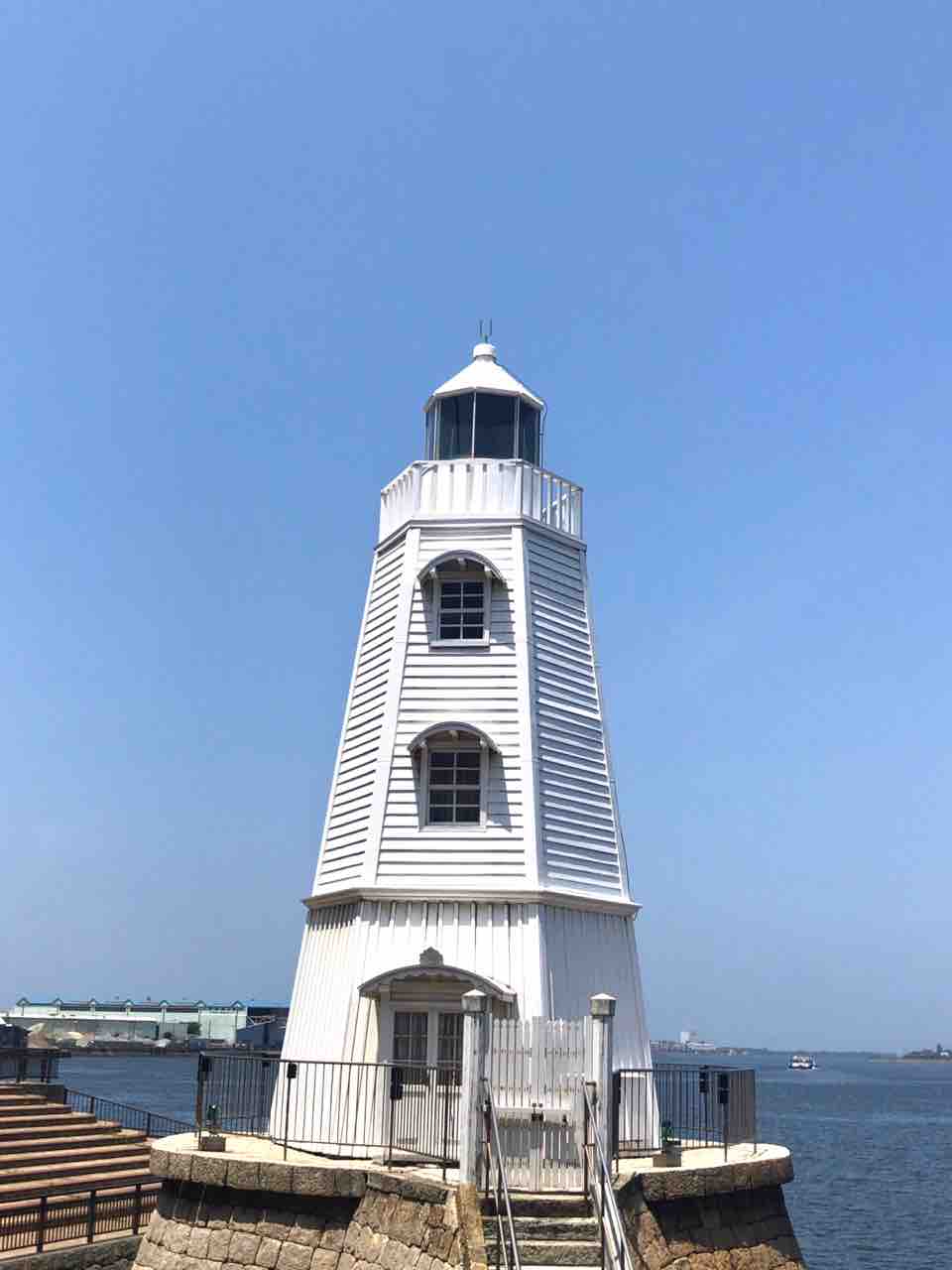 油絵 初夏 堺のシンボル旧堺燈台 【公式通販】