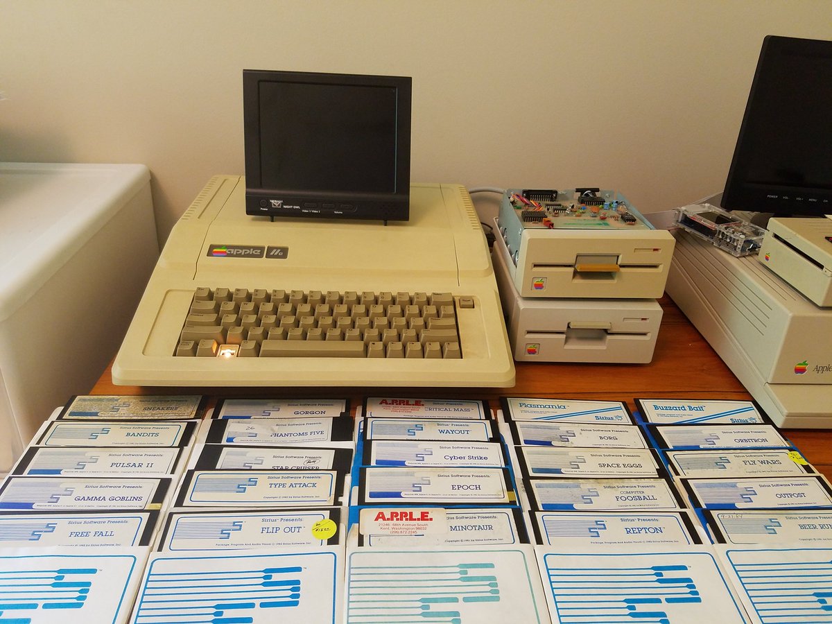 救えるものと、こぼれ落ちるもの〜フロッピーディスクに囚われた80