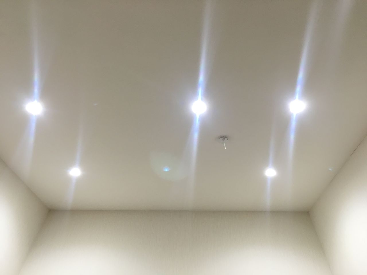 勾配天井 照明が寄っちゃった 一条工務店のi Smartで家を建てた記錄