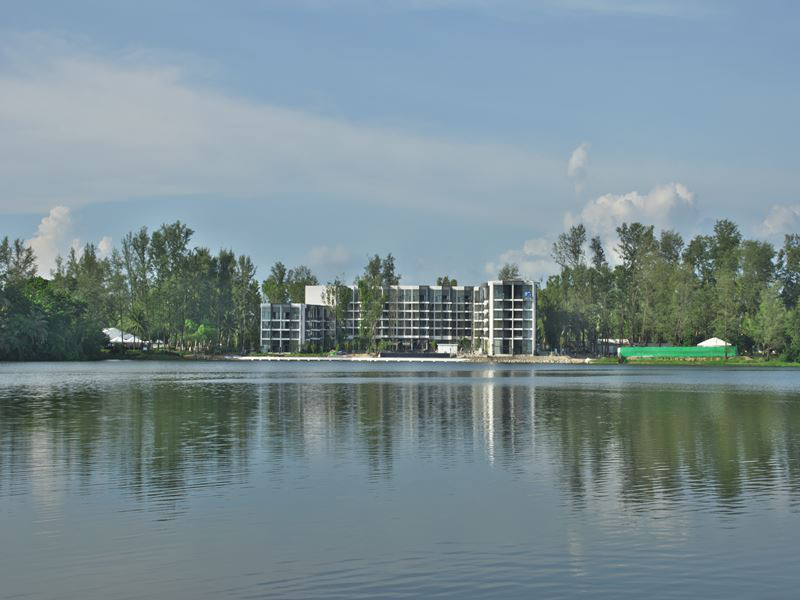 c7210835.jpg