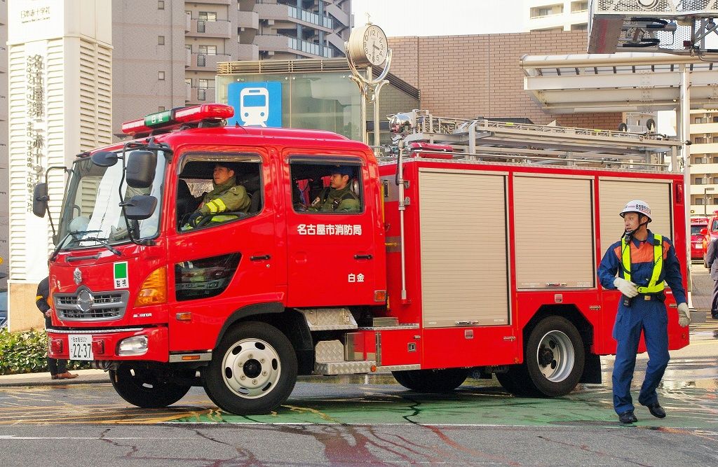 デ*イ様 1/150　水槽付きポンプ車 安芸高田消防署 車両紹介動画第1弾：水槽付きポンプ自動車 - YouTube