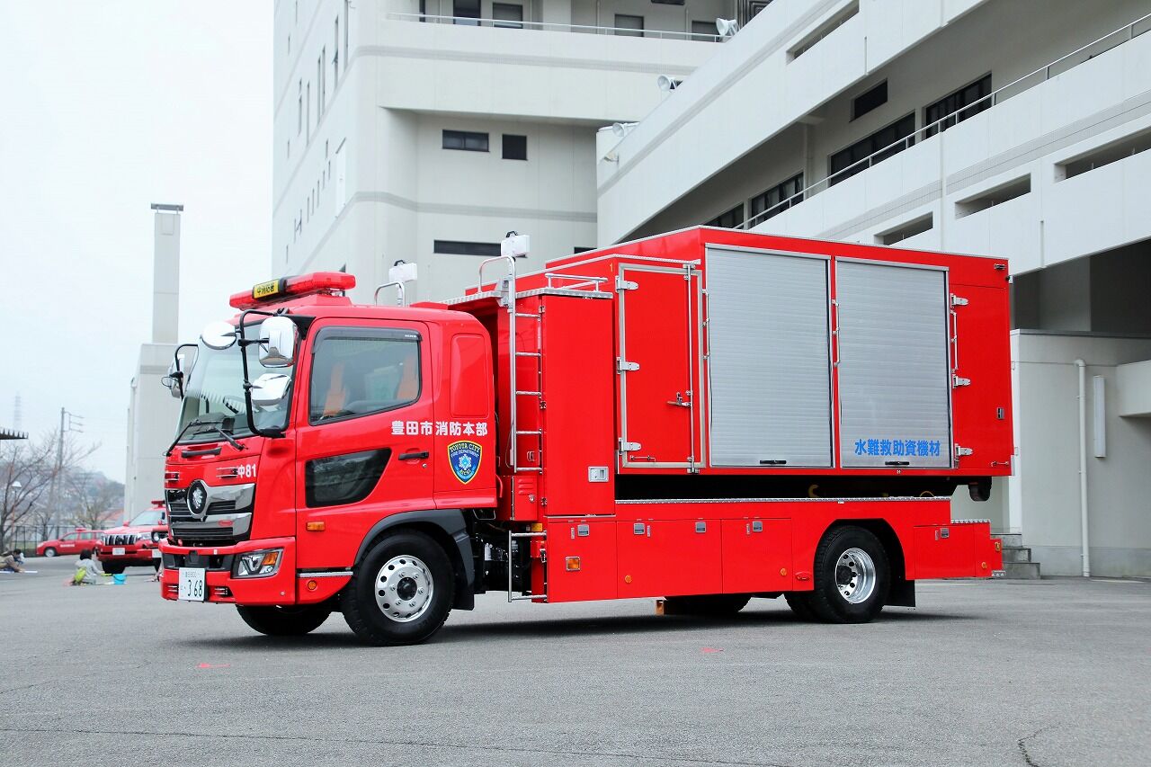 豊田市消防本部 多目的資機材搬送車 中81 エヌティーさんの検修庫 Trans55