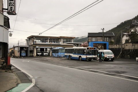 1A7A4694