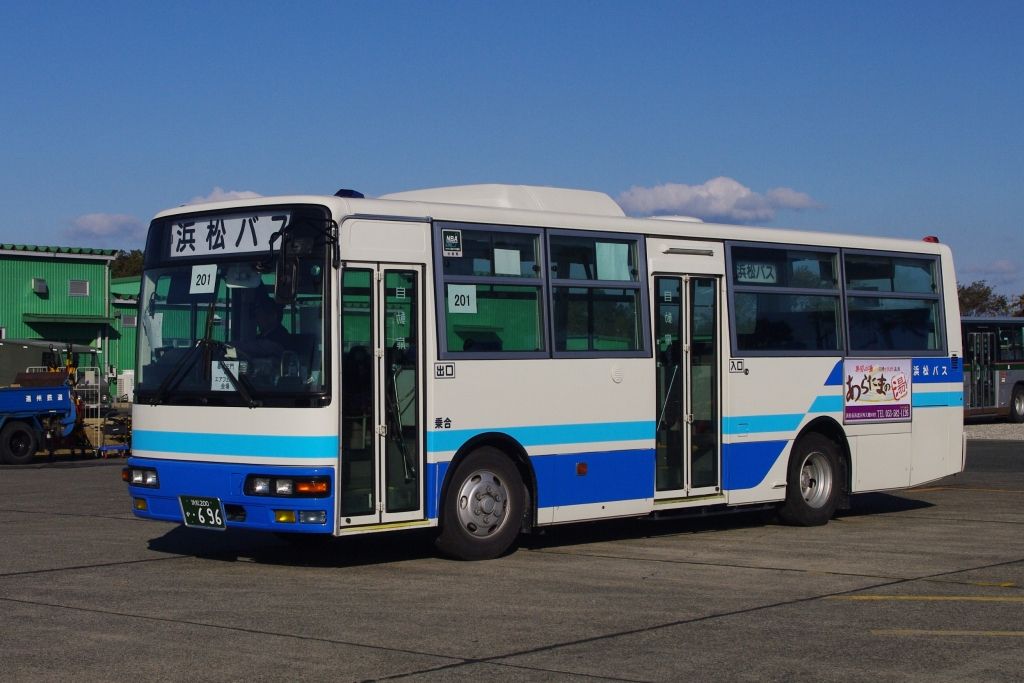 浜松バス(路線車) 696号車 : エヌティーさんの検修庫(trans5885)